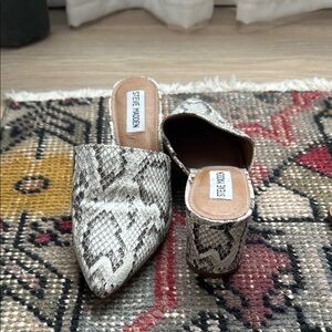 Steve Madden Snake Print Mules - Gray